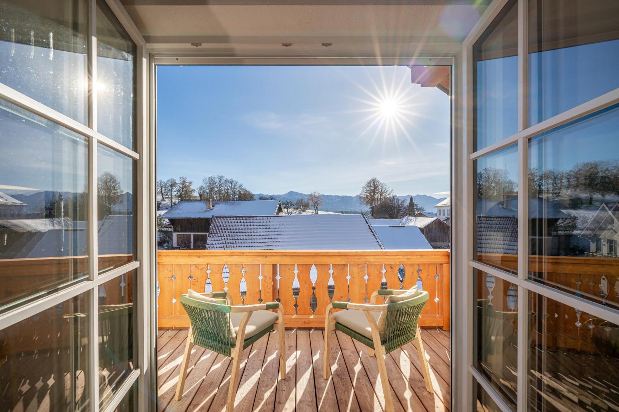 Liboria I Traumhafte Ferienwohnung In Aidling Am Riegsee Mit Atemberaubendem Blick Auf Die Majestaetische Zugspitze! Luaran gambar